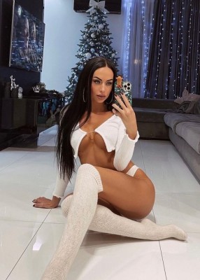 Проститутка Моника